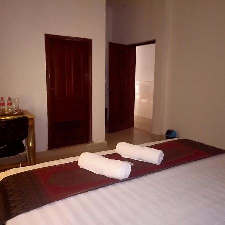 The Crocodile Villa Siem Reap Extérieur photo