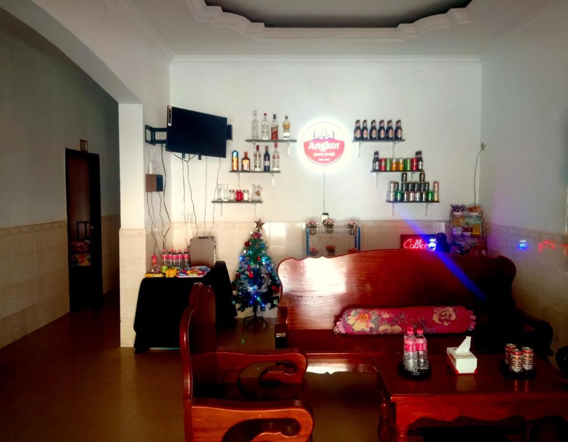 The Crocodile Villa Siem Reap Extérieur photo